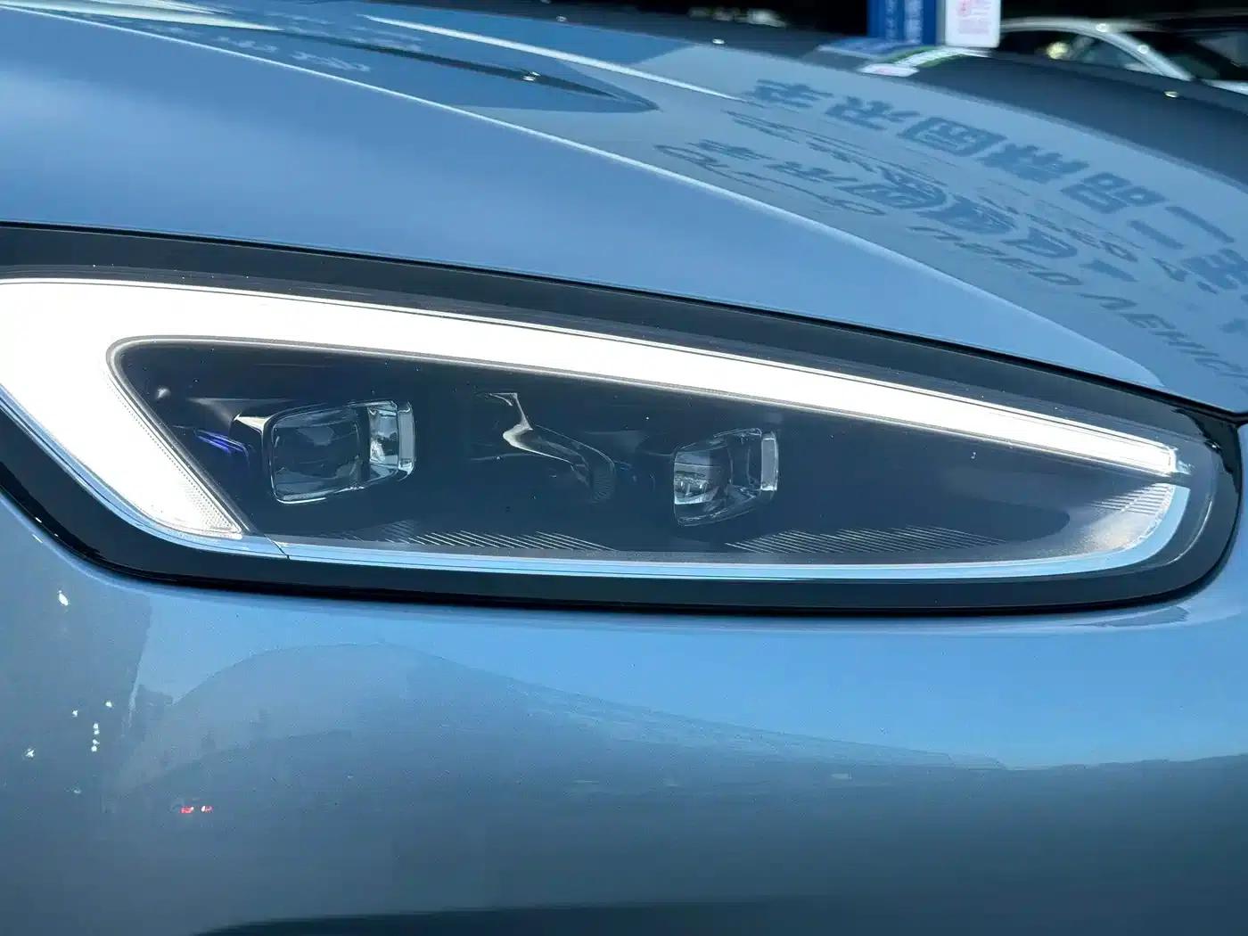 Wenjie M5 2022 Pure Electric Four-Wheel Drive Performance Edition — миниатюра 18