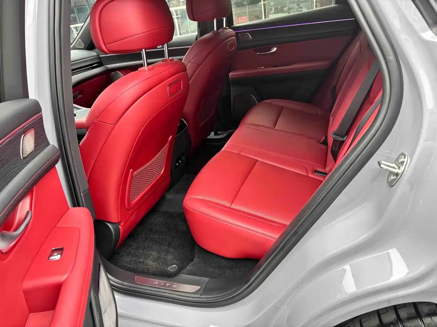 Wenjie M5 2025 Extended Range Ultra 4WD — миниатюра 13