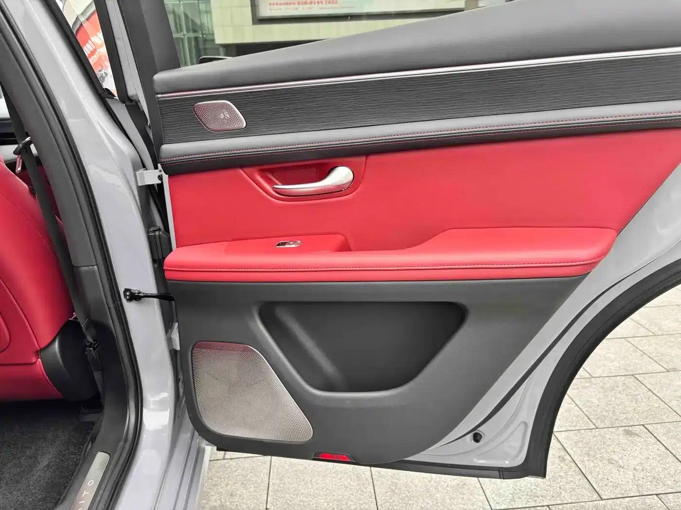 Wenjie M5 2025 Extended Range Ultra 4WD — миниатюра 15