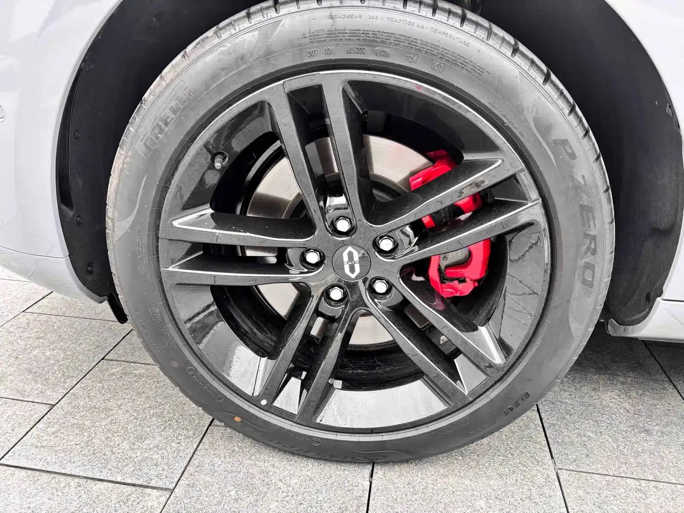 Wenjie M5 2025 Extended Range Ultra 4WD — миниатюра 8