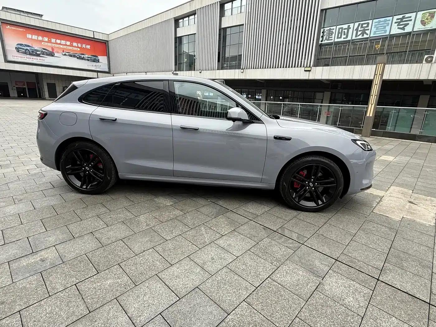 Wenjie M5 2025 Extended Range Ultra 4WD — миниатюра 4