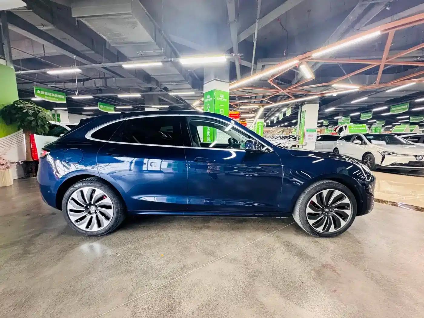 Wenjie M5 2022 Extended Range AWD Performance Edition — миниатюра 3