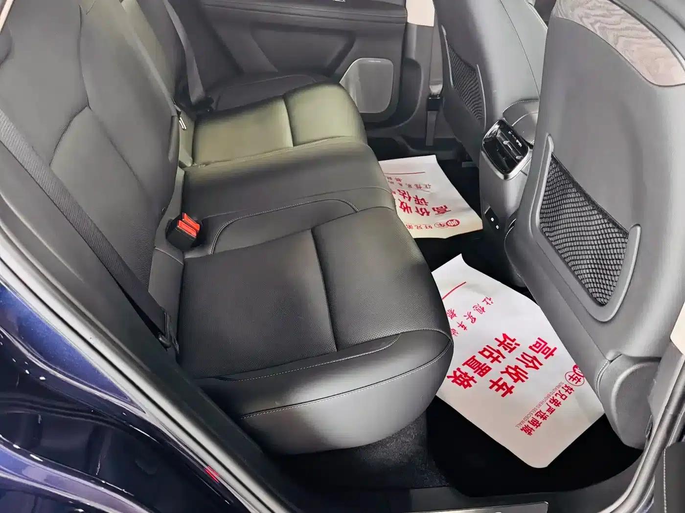 Wenjie M5 2022 Extended Range AWD Performance Edition — миниатюра 9