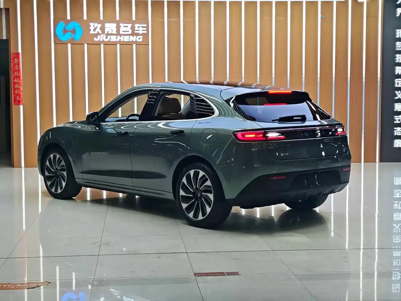 Wenjie M5 2022 Extended Range AWD Performance Edition — миниатюра 3