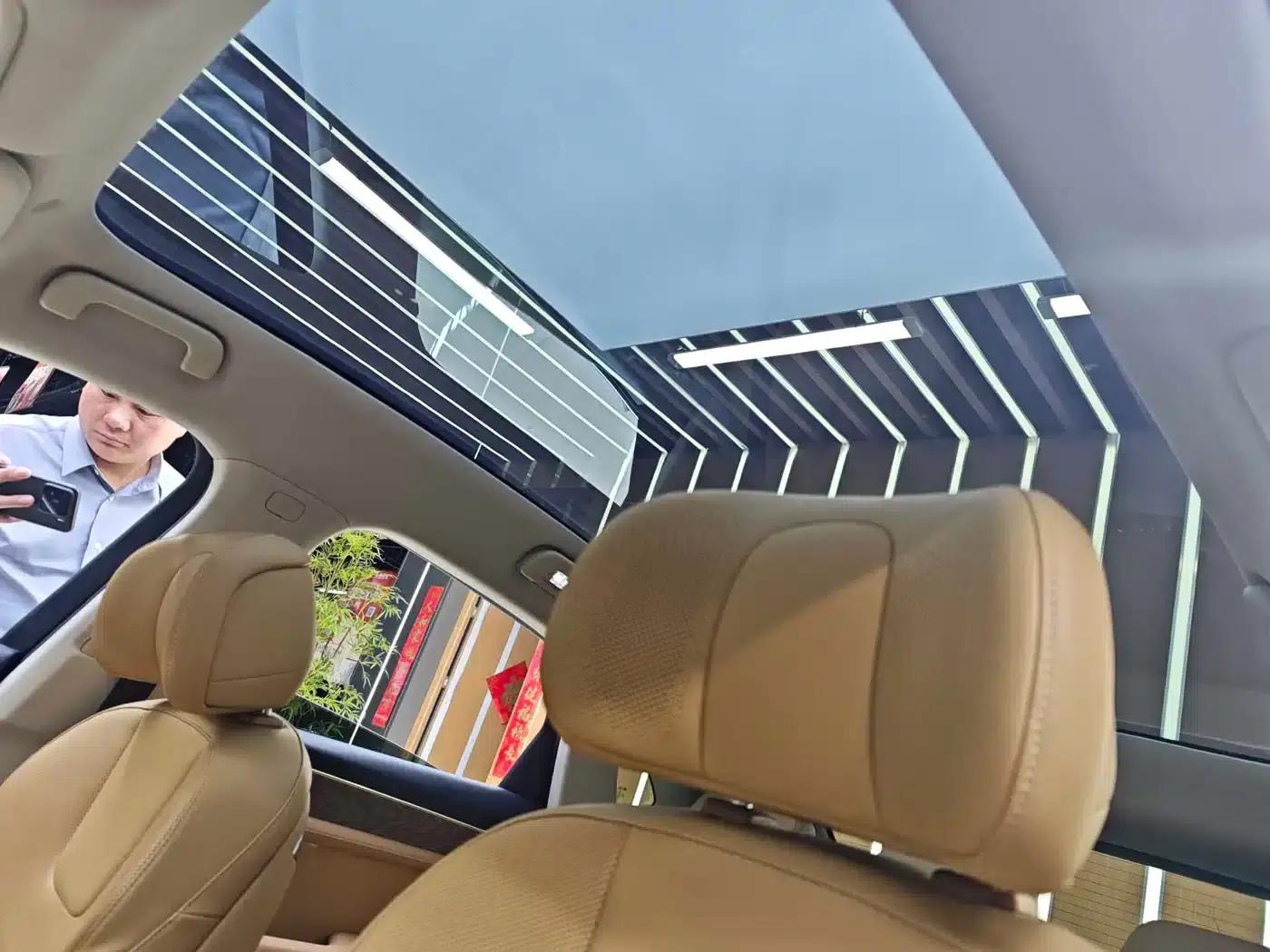 Wenjie M5 2022 Extended Range AWD Performance Edition — миниатюра 4