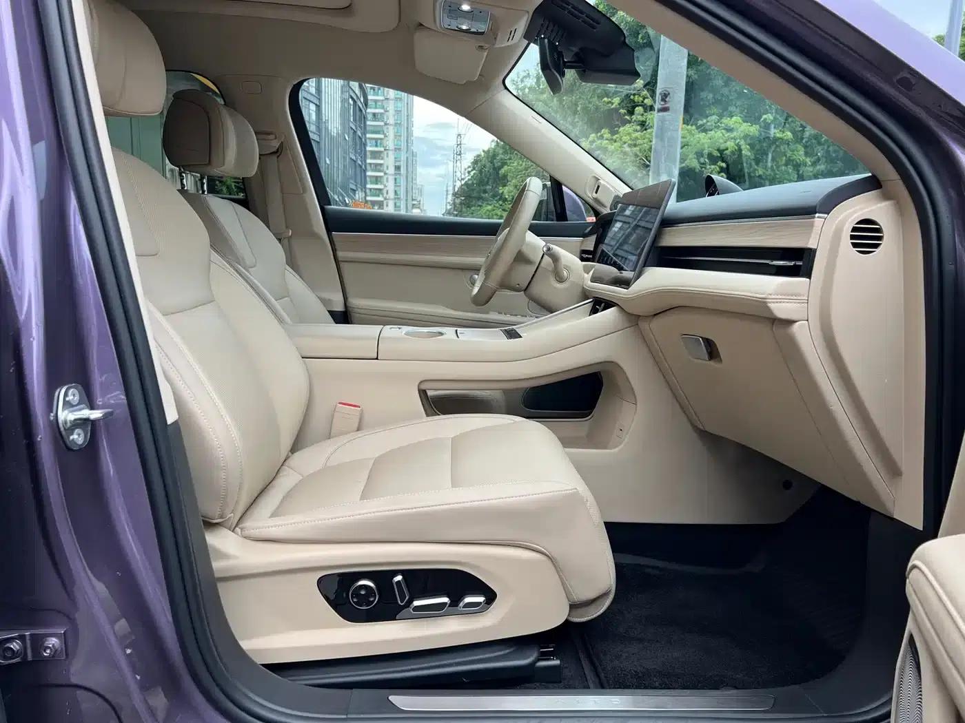 Wenjie M5 2025 Extended Range Ultra 4WD — миниатюра 19