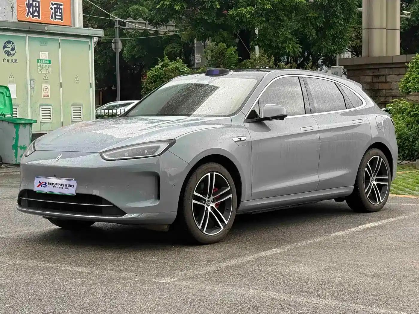 Wenjie M5 2025 Extended Range Ultra Rear-Wheel Drive Version — миниатюра 1