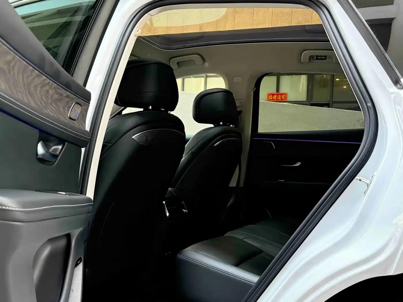 Wenjie M5 2022 Extended Range Rear-Wheel Drive Standard Edition — миниатюра 7