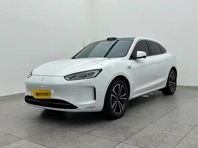 Wenjie M5 2025 Pure Electric Ultra Rear-Wheel Drive Edition — миниатюра 1