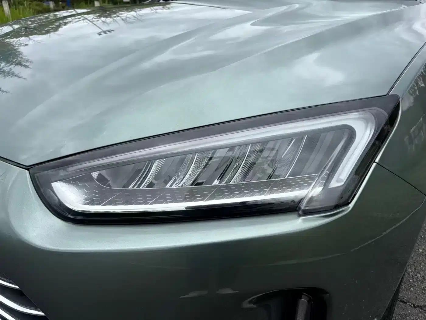 Wenjie M5 2022 Extended Range AWD Performance Edition — миниатюра 14