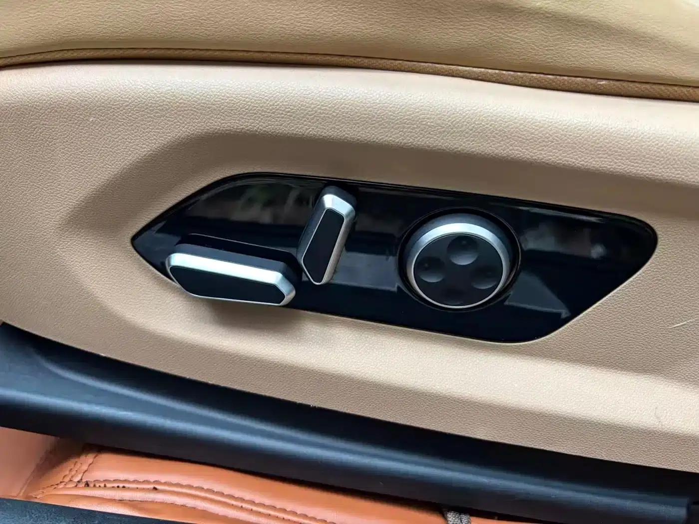 Wenjie M5 2022 Extended Range AWD Performance Edition — миниатюра 20
