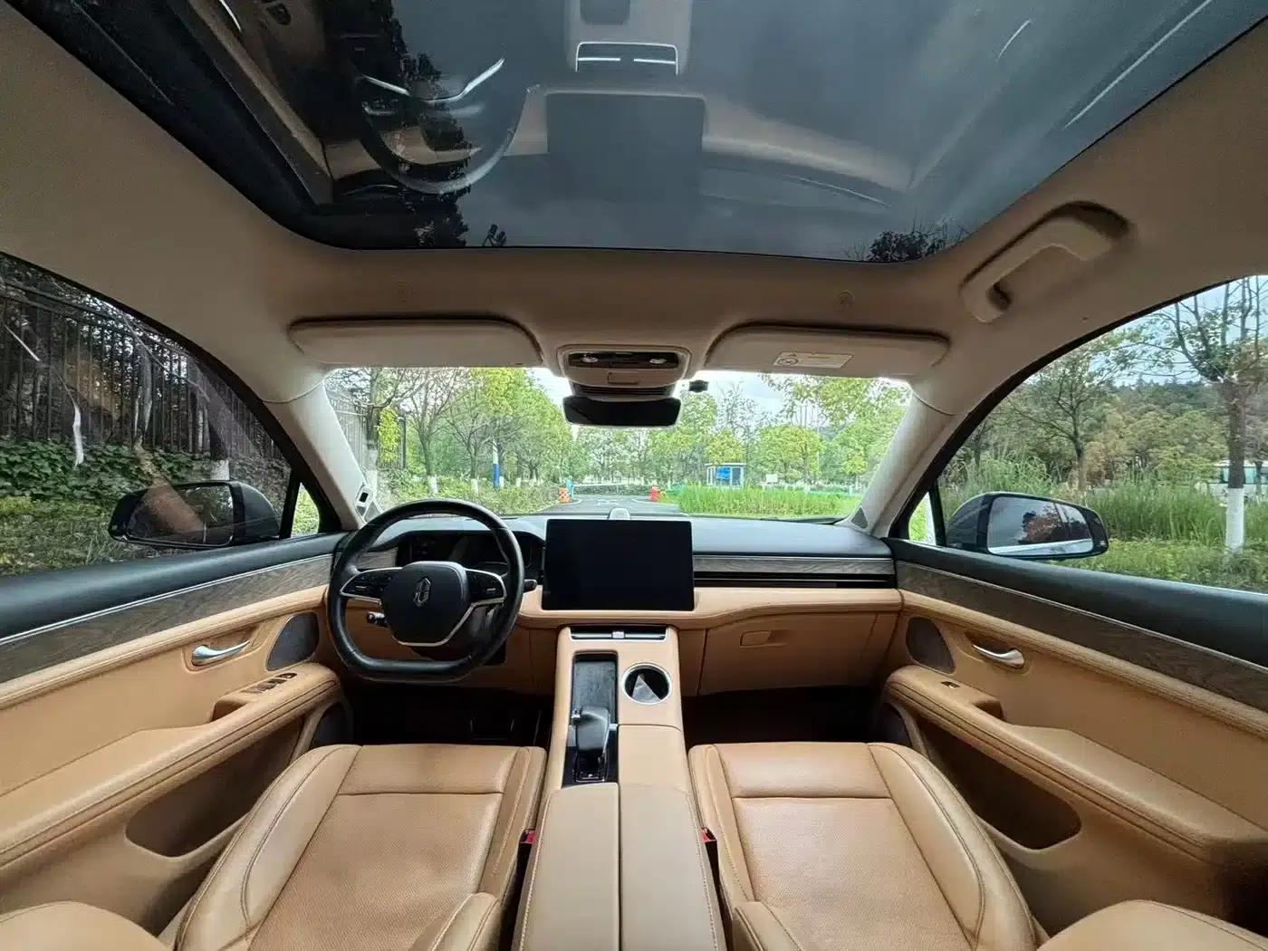 Wenjie M5 2022 Extended Range AWD Performance Edition — миниатюра 9