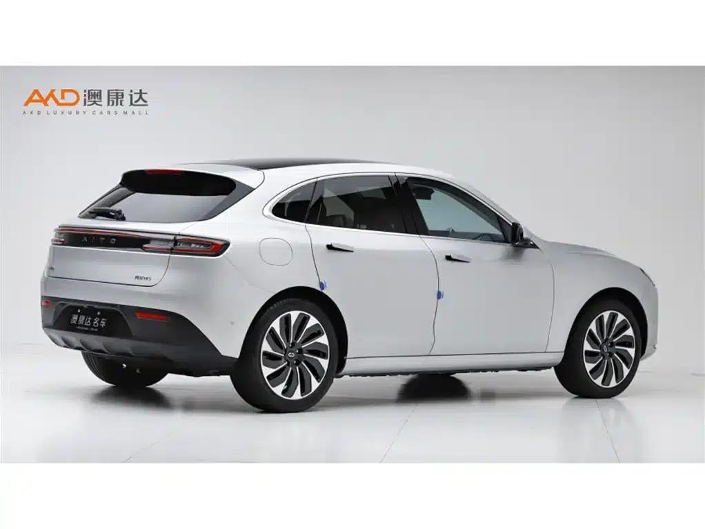 Wenjie M5/1.5T/2022/Range Extended 4WD Ultimate Edition — миниатюра 3