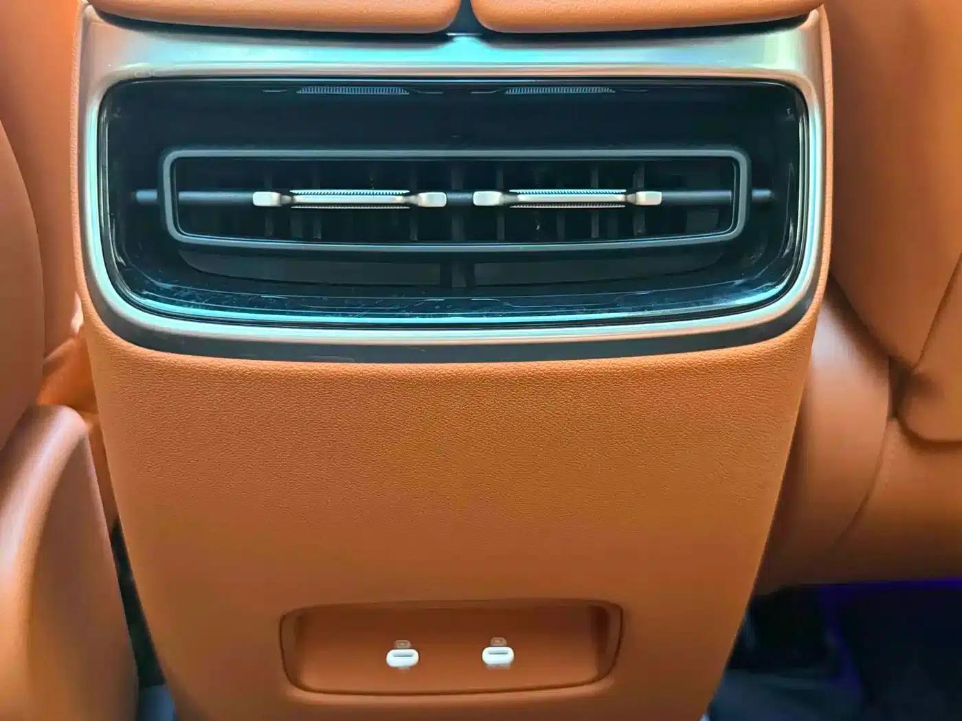 Wenjie M5 2025 Extended Range Ultra 4WD — миниатюра 11