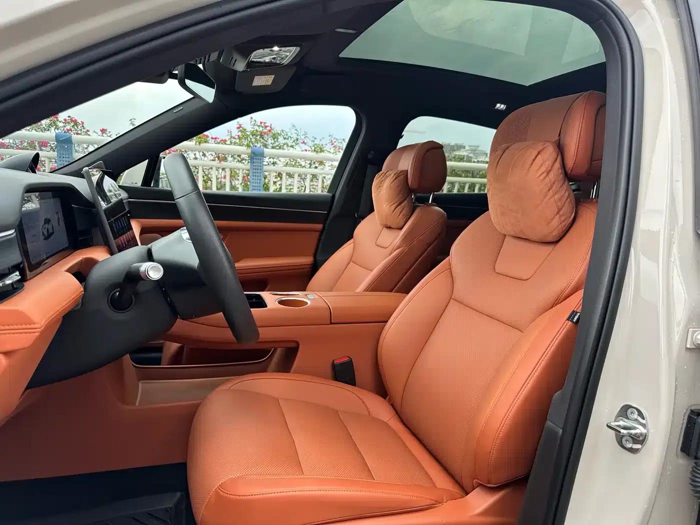Wenjie M5 2025 Extended Range Ultra Rear-Wheel Drive Version — миниатюра 9