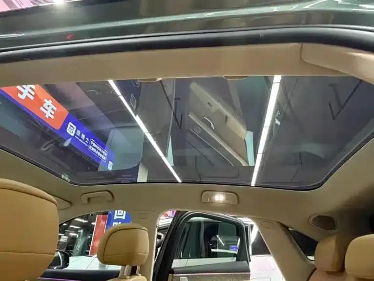 Wenjie M5 2022 Extended Range AWD Performance Edition — миниатюра 6