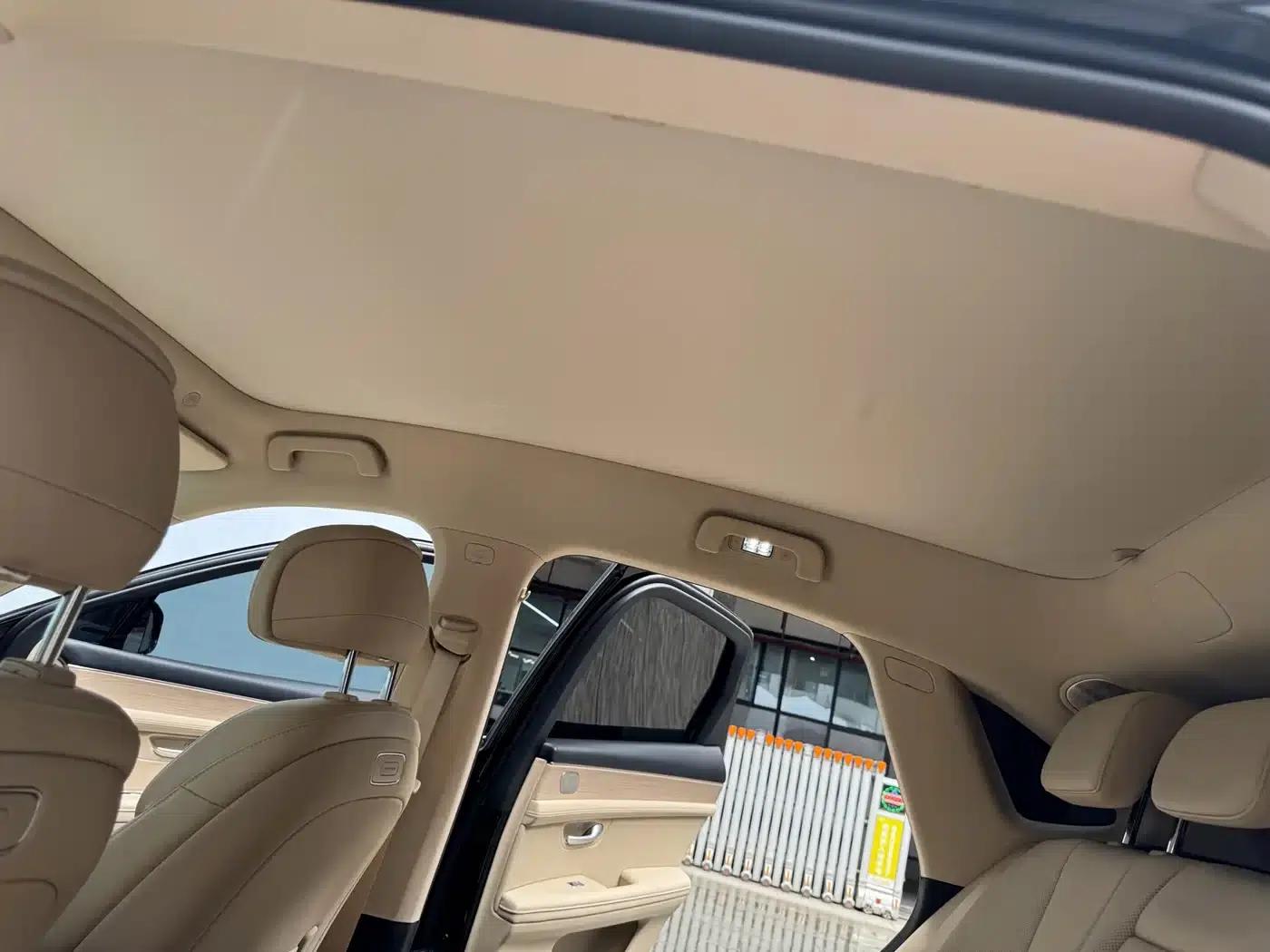 Wenjie M5 2024 Range Extended Max Rear-Wheel Drive High-End Intelligent Driving Edition — миниатюра 17