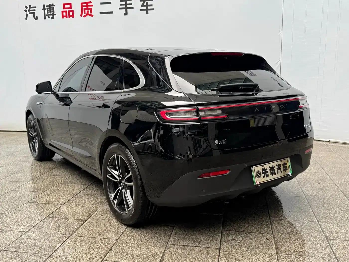 Wenjie M5 2024 Range Extended Max Rear-Wheel Drive High-End Intelligent Driving Edition — миниатюра 7