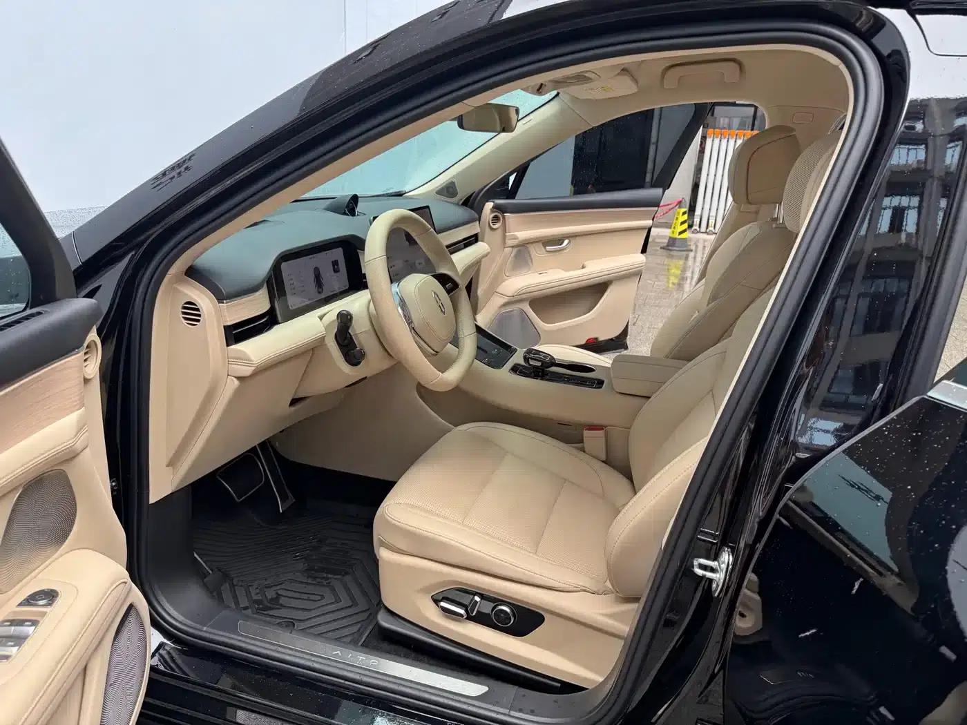 Wenjie M5 2024 Range Extended Max Rear-Wheel Drive High-End Intelligent Driving Edition — миниатюра 8