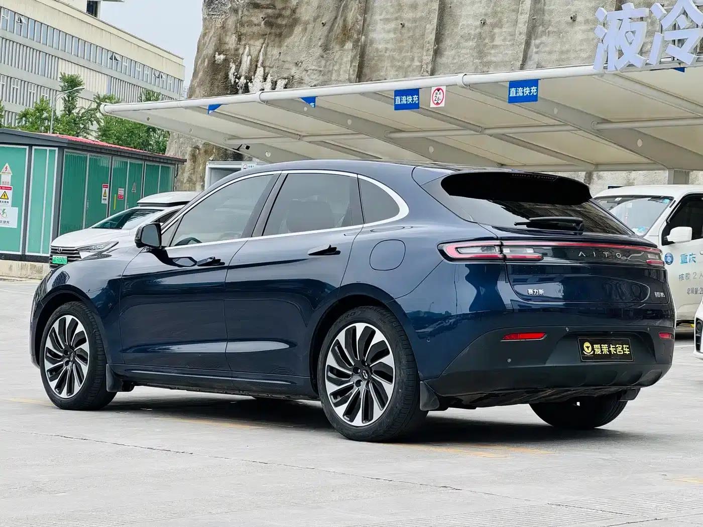 Wenjie M5 2022 Extended Range Rear-Wheel Drive Standard Edition — миниатюра 4