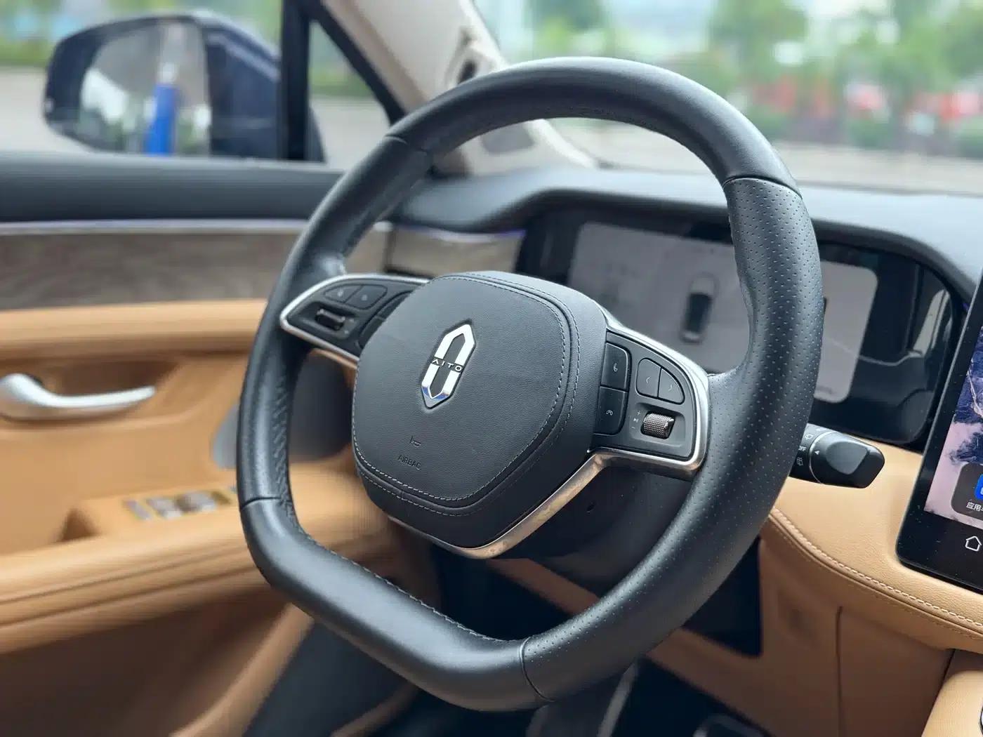 Wenjie M5 2022 Extended Range Rear-Wheel Drive Standard Edition — миниатюра 5