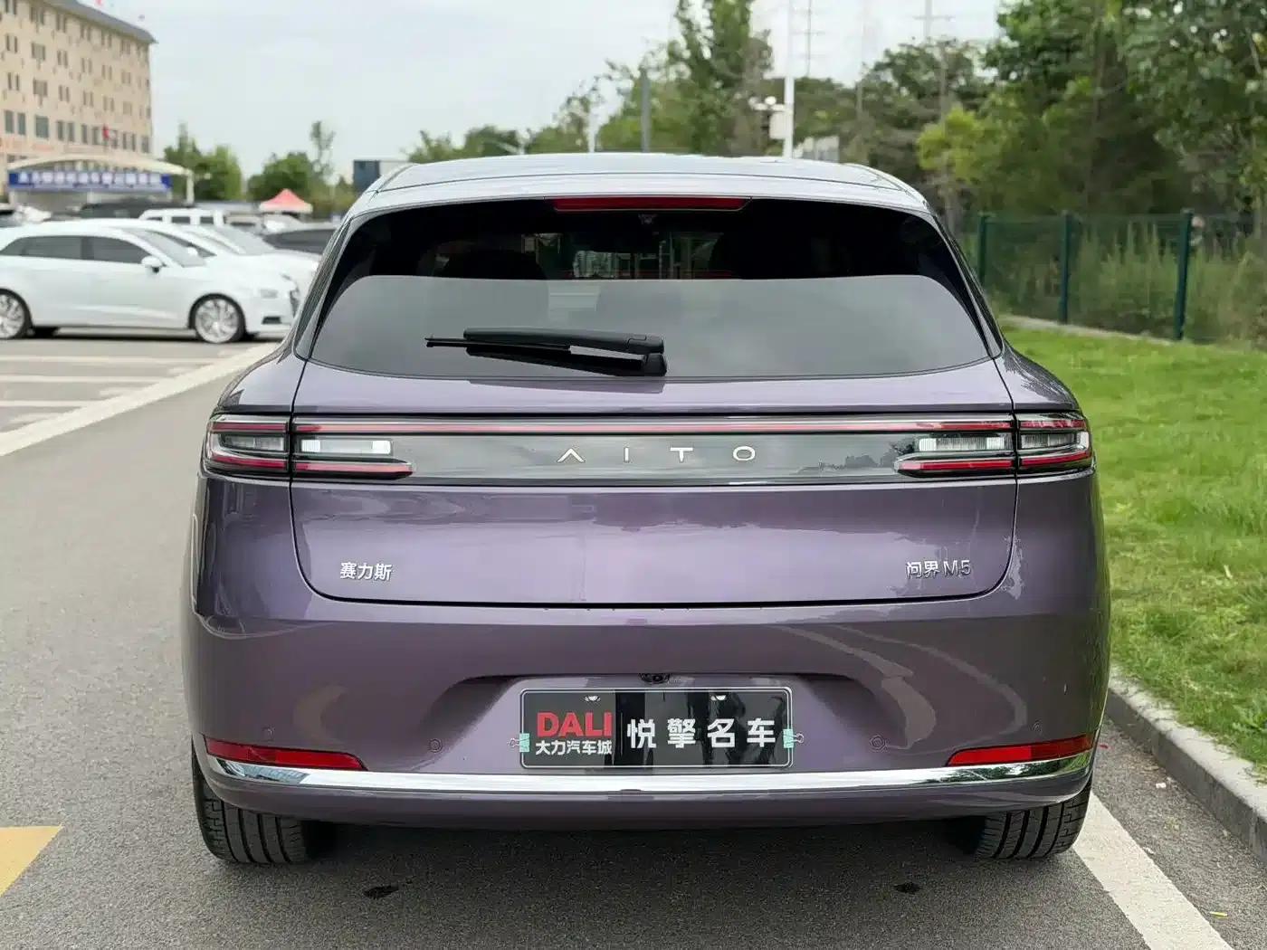 Wenjie M5 2025 Extended Range Ultra 4WD — миниатюра 8