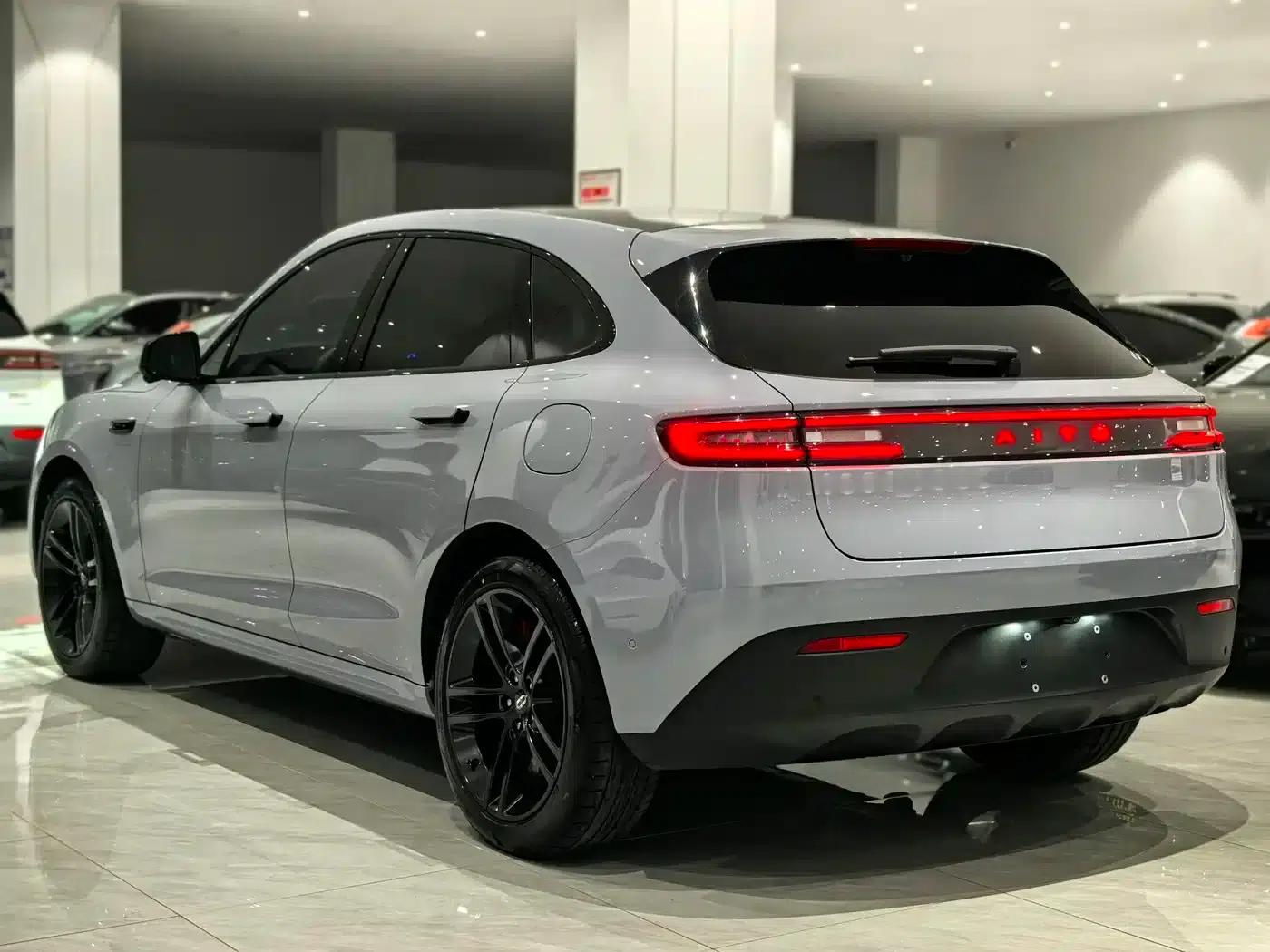 Wenjie M5 2024 Range Extended Max RS 4WD High-End Intelligent Driving Edition — миниатюра 6