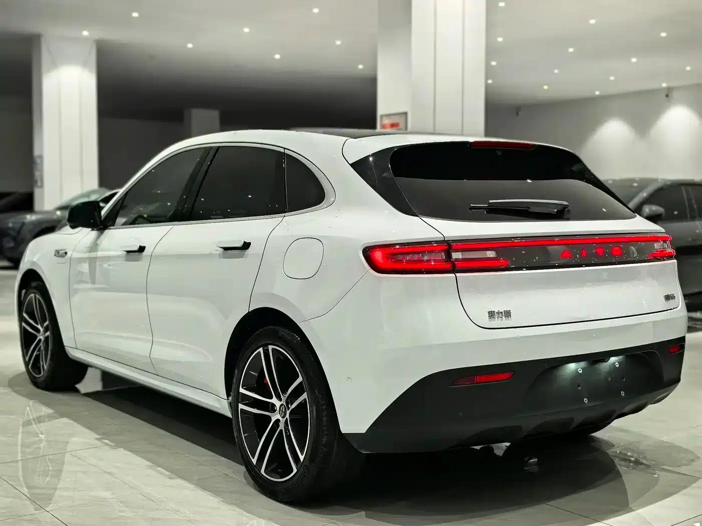 Wenjie M5 2023 Range Extended Rear-Wheel Drive Intelligent Driving Edition — миниатюра 6