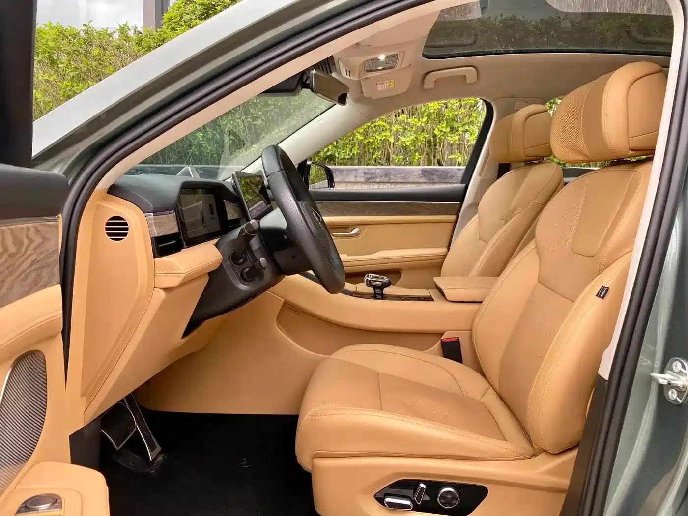 Wenjie M5 2022 Extended Range 4WD Ultimate Edition — миниатюра 12