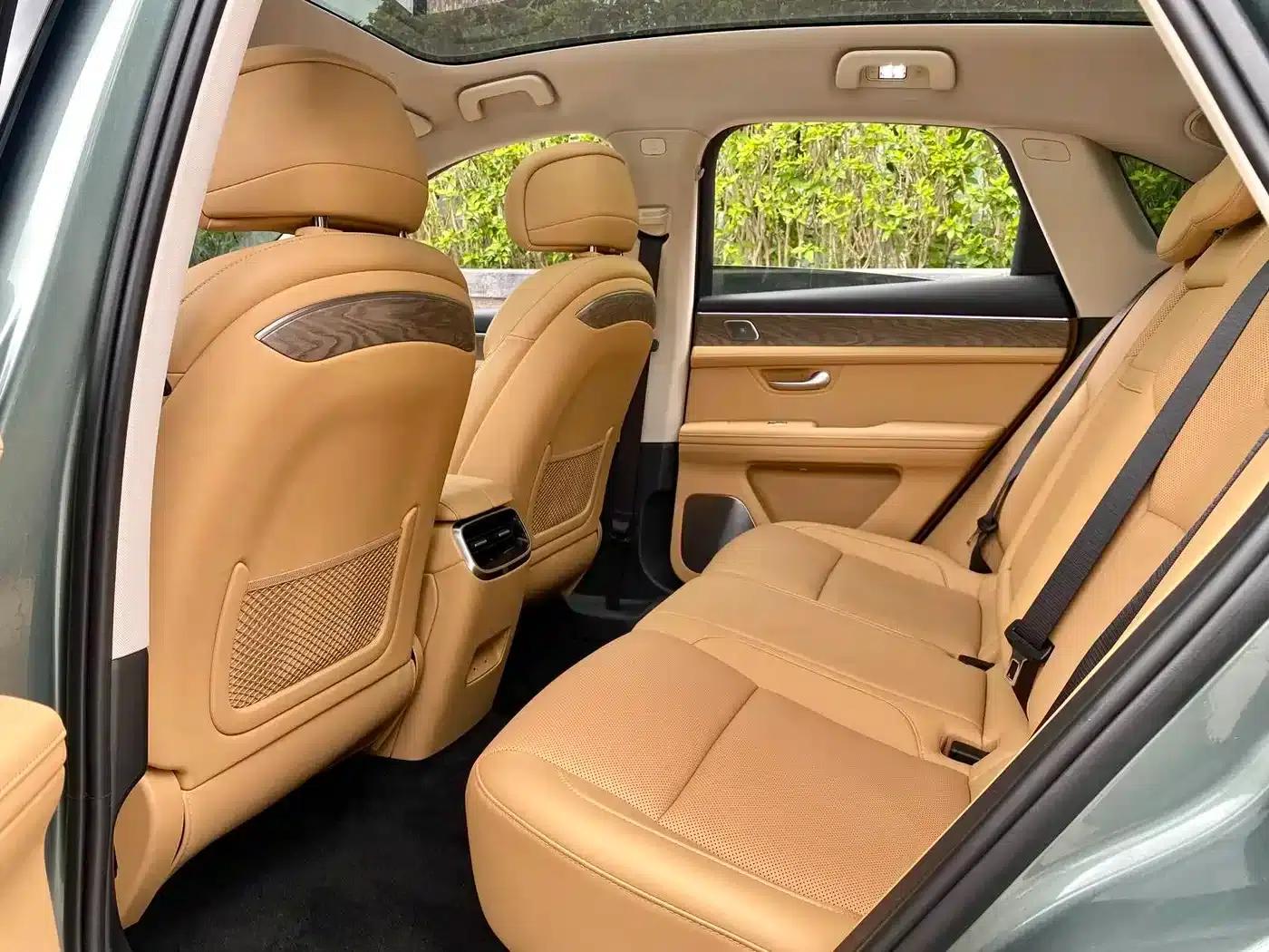 Wenjie M5 2022 Extended Range 4WD Ultimate Edition — миниатюра 13