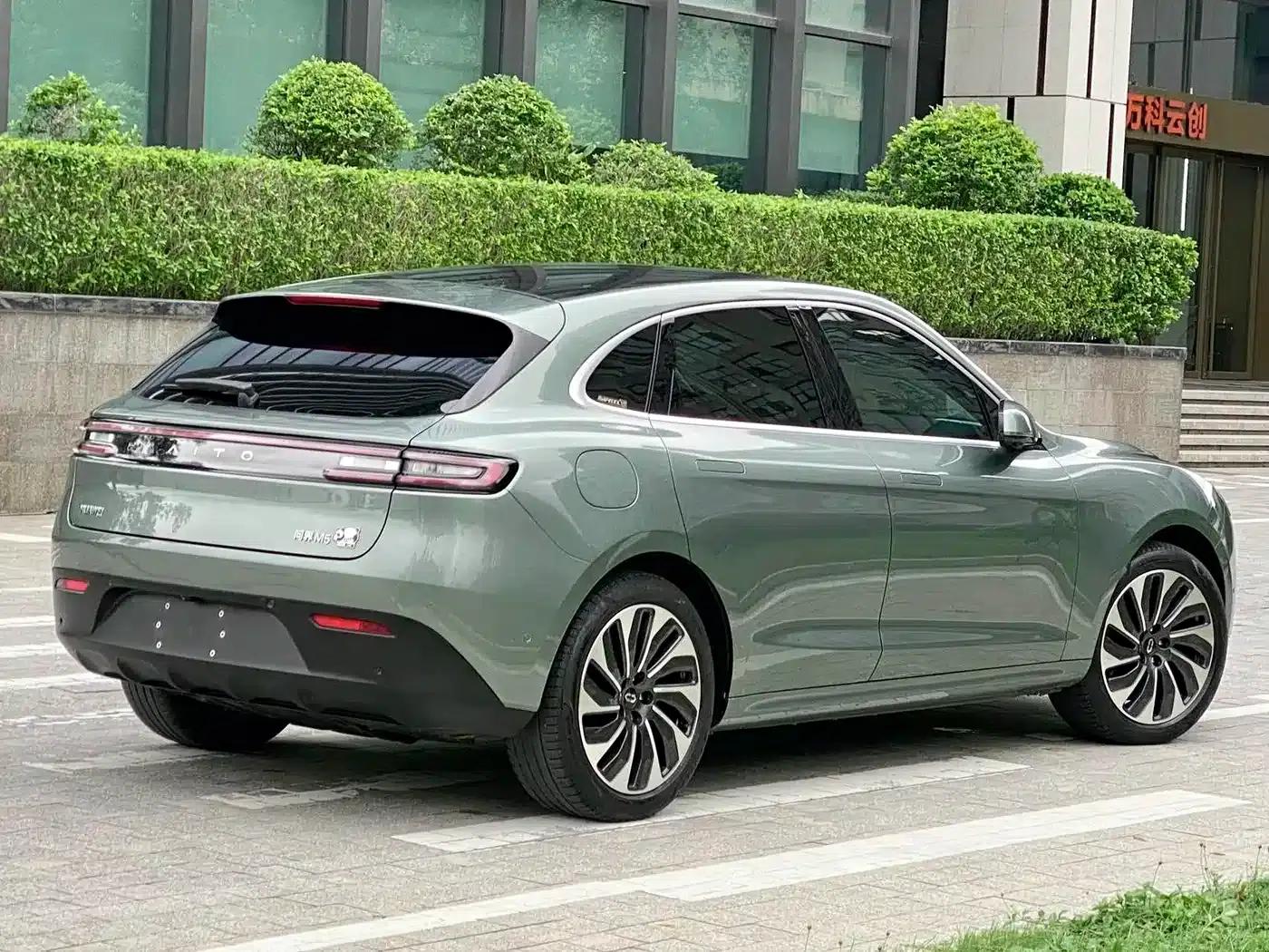 Wenjie M5 2022 Extended Range 4WD Ultimate Edition — миниатюра 6