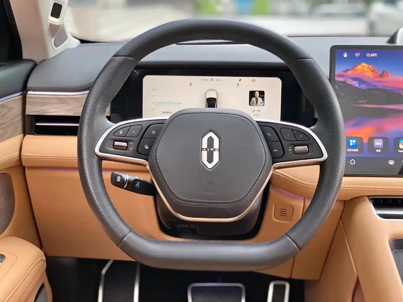 Wenjie M5 2022 Extended Range 4WD Ultimate Edition — миниатюра 8