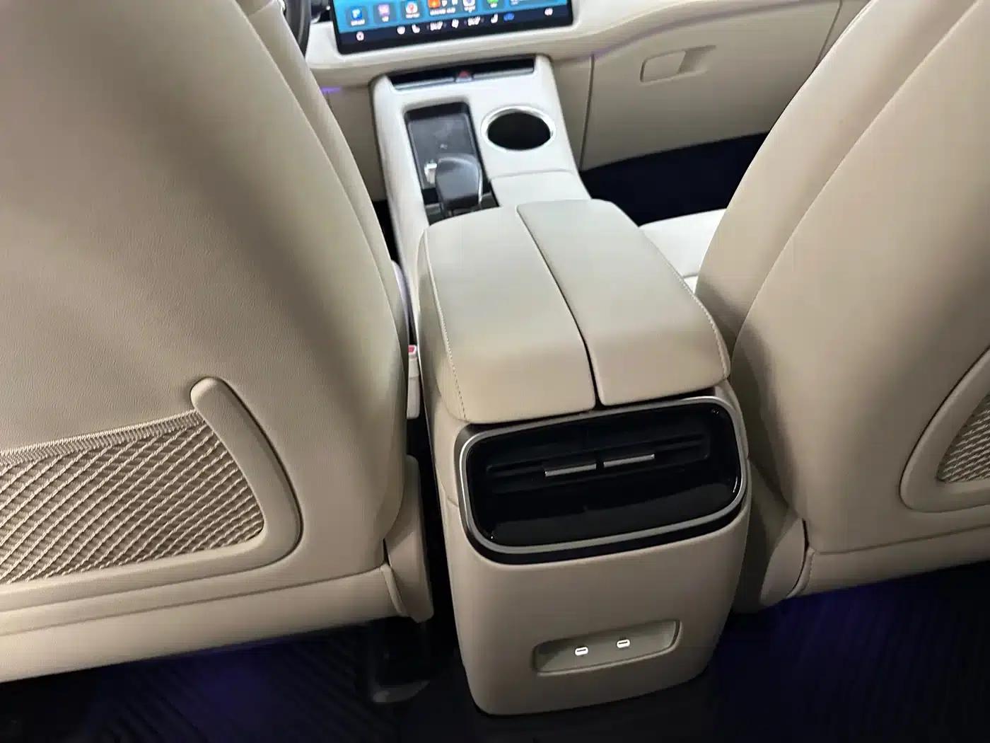 Wenjie M5 2022 Extended Range Rear-Wheel Drive Standard Edition — миниатюра 17