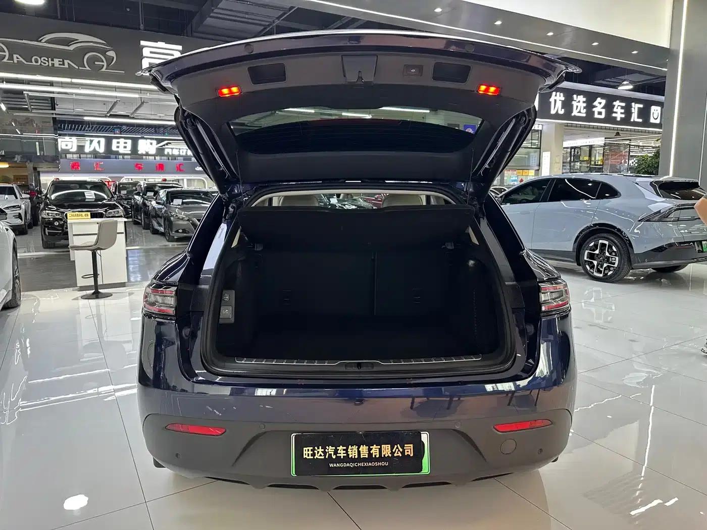 Wenjie M5 2022 Extended Range Rear-Wheel Drive Standard Edition — миниатюра 18