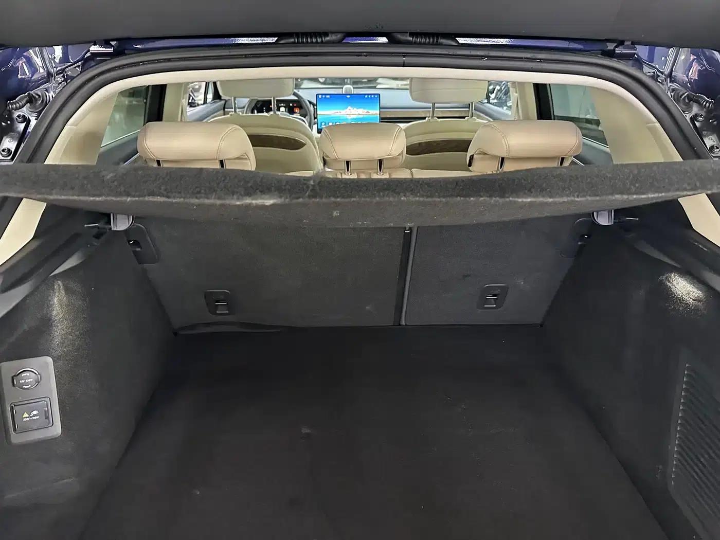 Wenjie M5 2022 Extended Range Rear-Wheel Drive Standard Edition — миниатюра 20