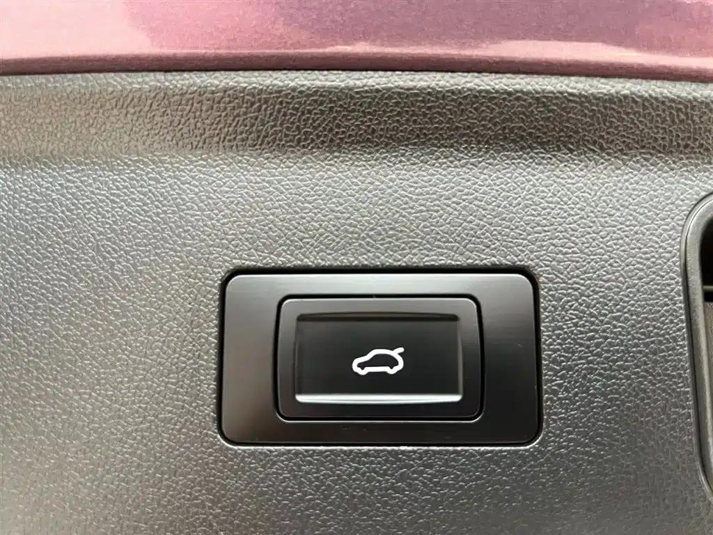 Wenjie M5 2025 Extended Range Ultra 4WD — миниатюра 12
