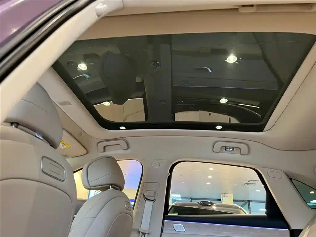 Wenjie M5 2025 Extended Range Ultra 4WD — миниатюра 28