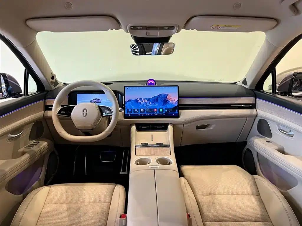 Wenjie M5 2025 Extended Range Ultra 4WD — миниатюра 30