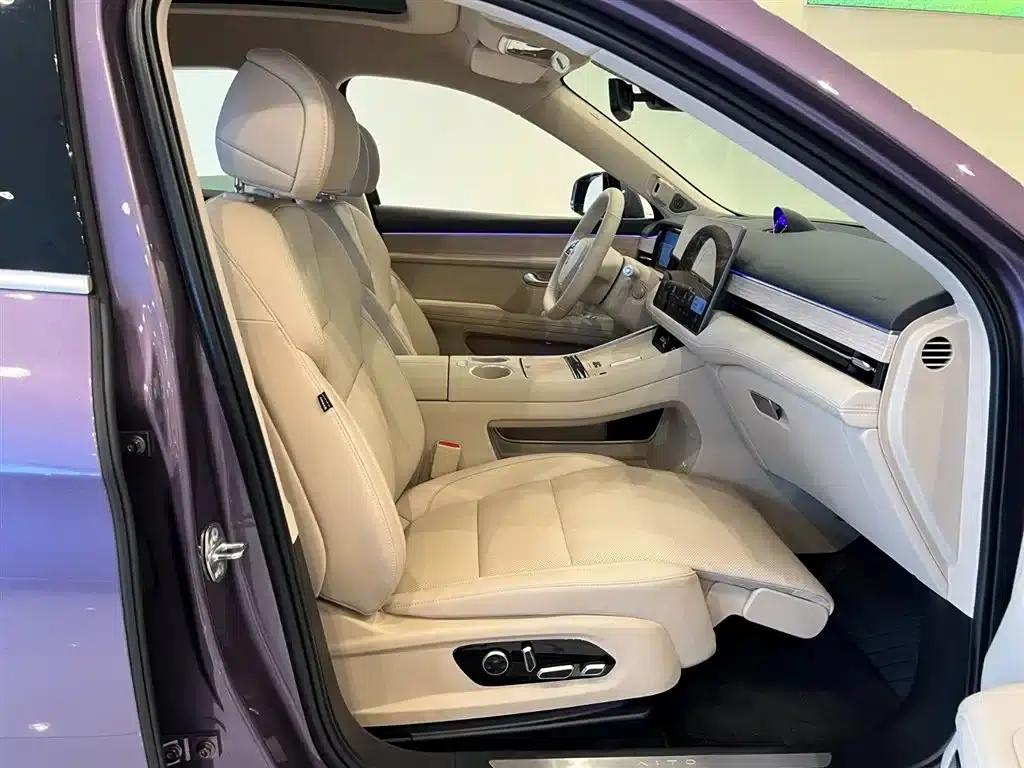 Wenjie M5 2025 Extended Range Ultra 4WD — миниатюра 32
