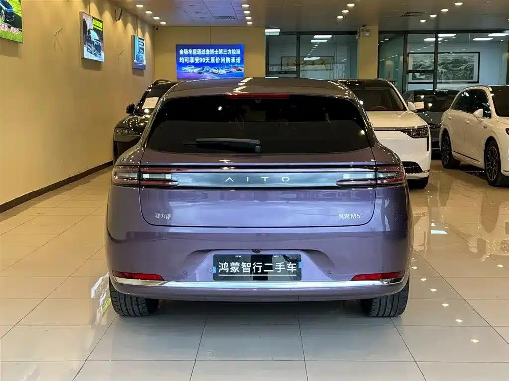 Wenjie M5 2025 Extended Range Ultra 4WD — миниатюра 8