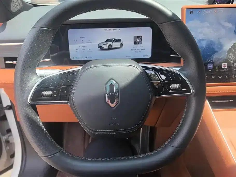 Wenjie M5 2025 Pure Electric Ultra Rear-Wheel Drive Edition — миниатюра 15