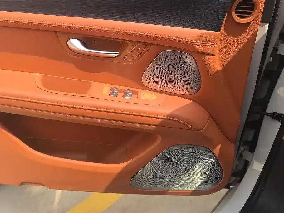 Wenjie M5 2025 Pure Electric Ultra Rear-Wheel Drive Edition — миниатюра 7