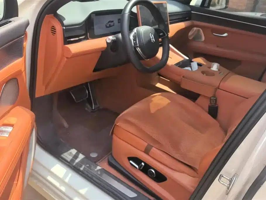 Wenjie M5 2025 Pure Electric Ultra Rear-Wheel Drive Edition — миниатюра 9