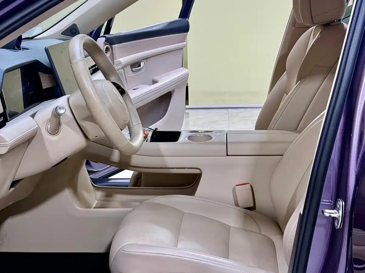 Wenjie M5 2025 Extended Range Ultra 4WD — миниатюра 19