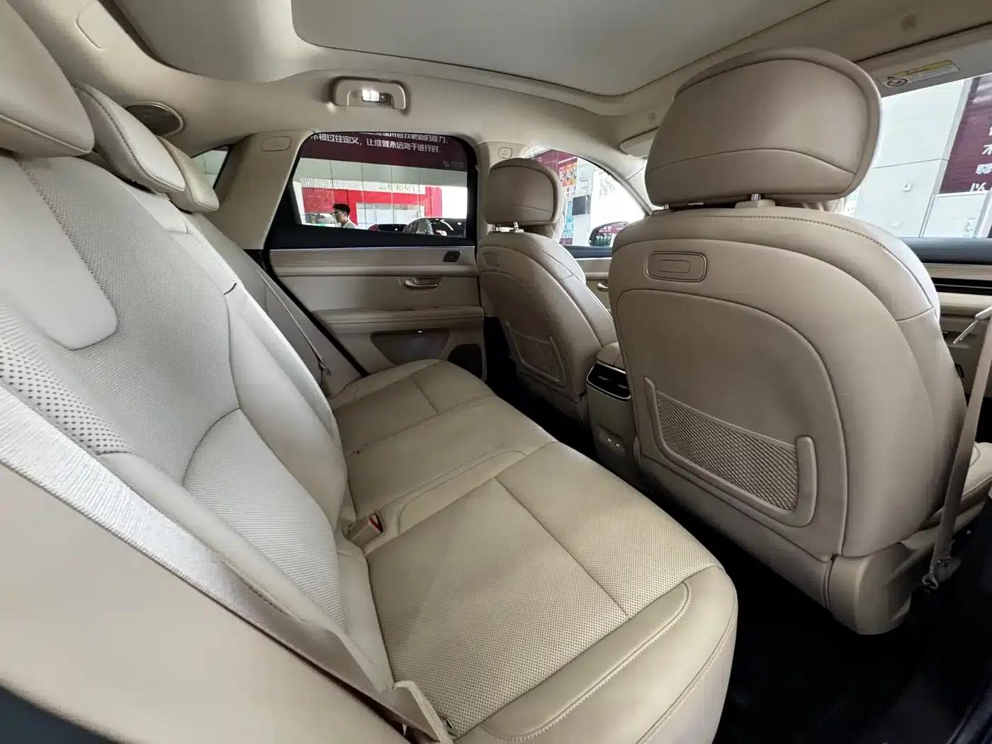 Wenjie M5 2025 Extended Range Ultra 4WD — миниатюра 14