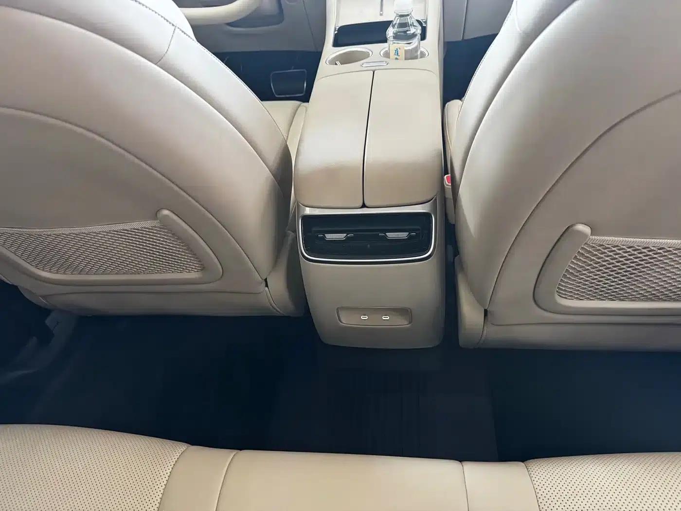 Wenjie M5 2025 Extended Range Ultra 4WD — миниатюра 15