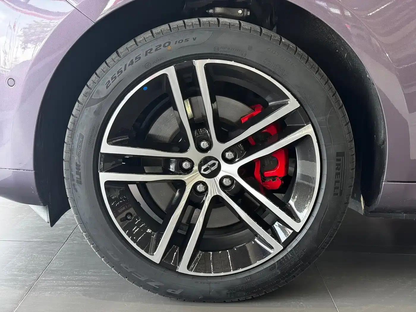 Wenjie M5 2025 Extended Range Ultra 4WD — миниатюра 9