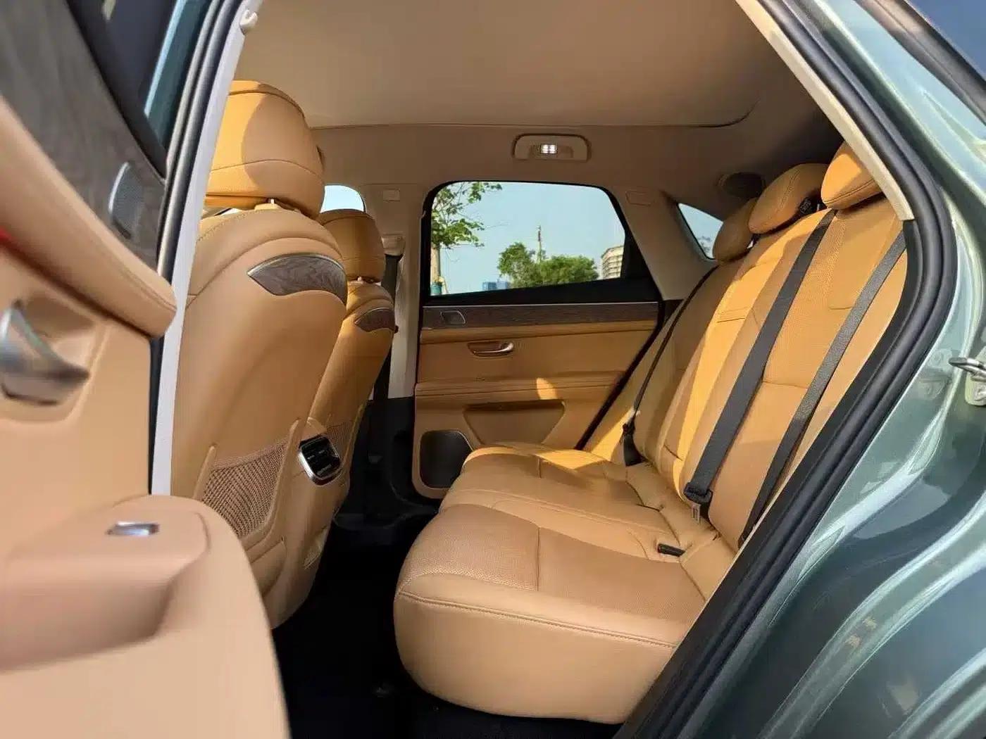 Wenjie M5 2022 Extended Range AWD Performance Edition — миниатюра 7