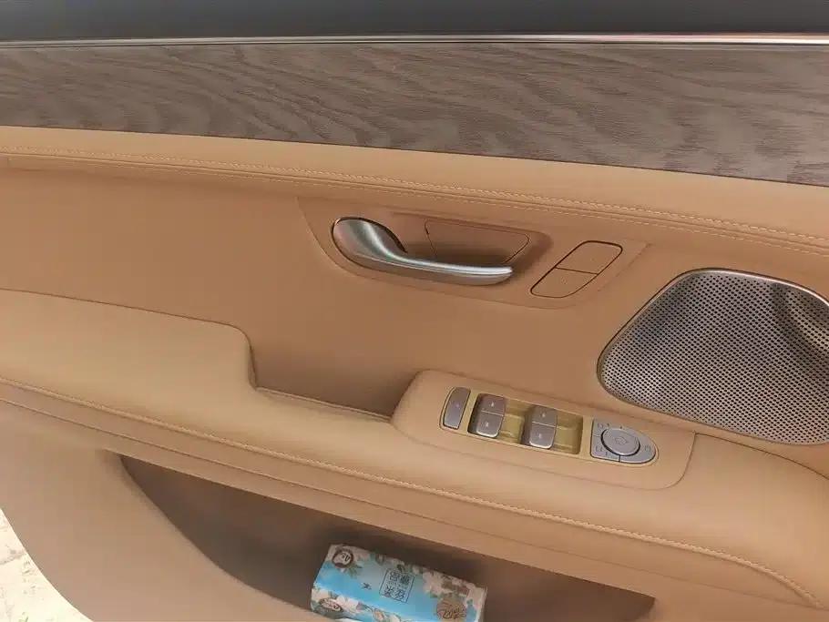 Wenjie M5 2022 Extended Range 4WD Ultimate Edition — миниатюра 7