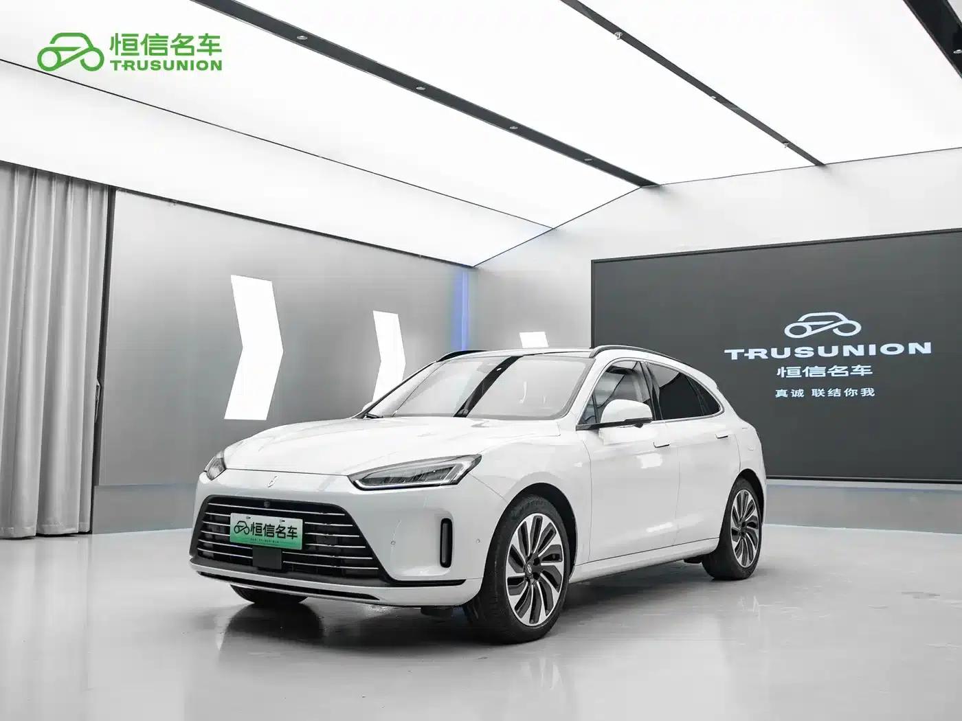 Wenjie M5 2022 Extended Range 4WD Ultimate Edition — миниатюра 1